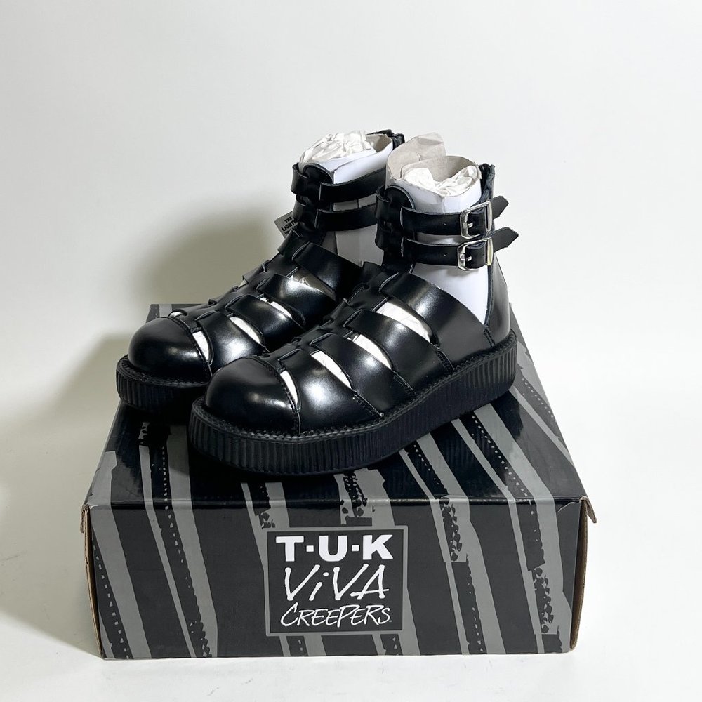 NIB T.U.K. Gladiator Black Sandals